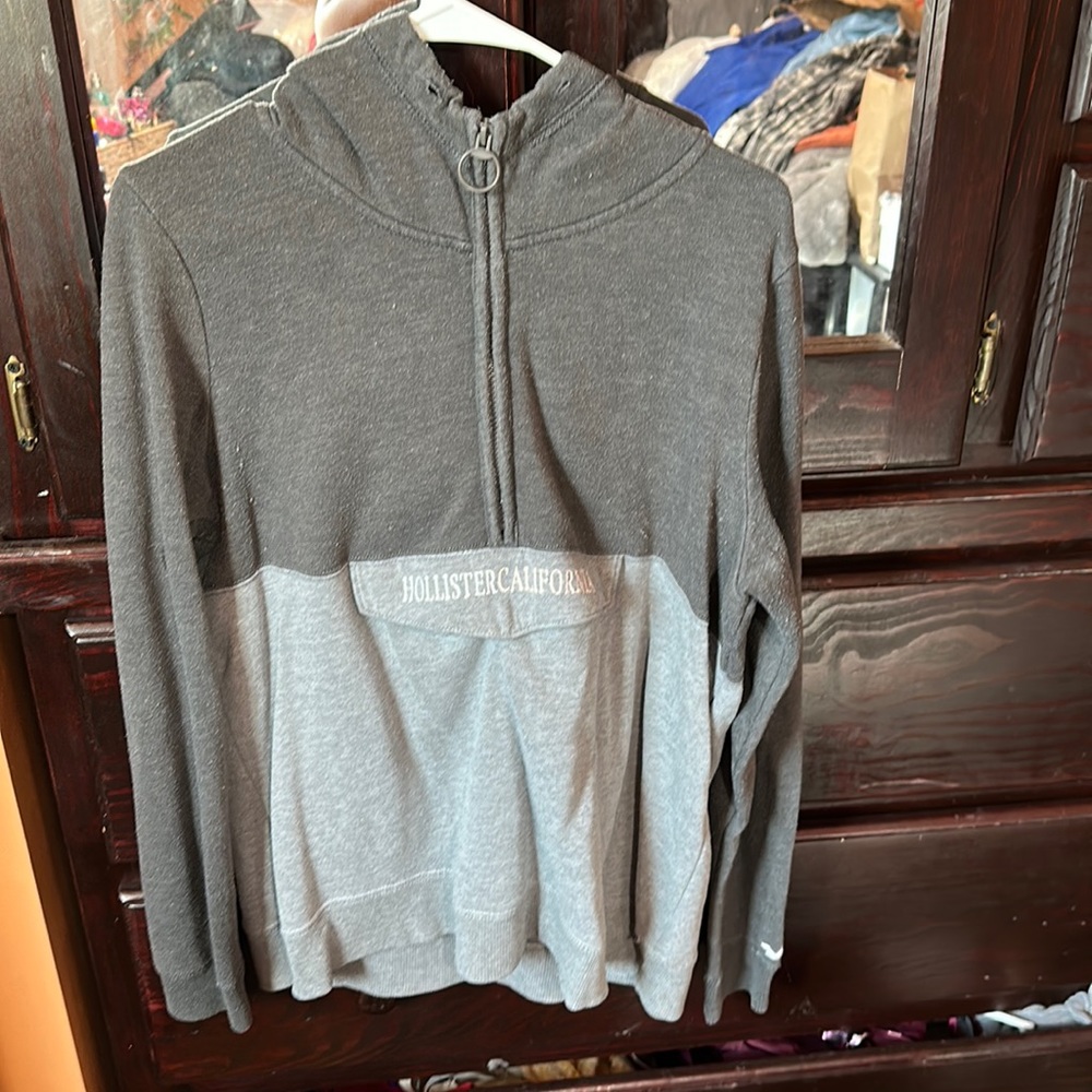 Hollister hoodie